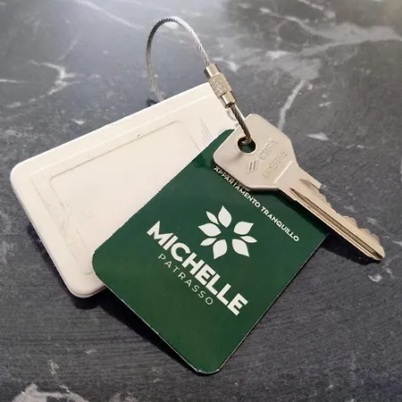 Michelle Patrasso - Quiet & Comfortable In With Free Parking *