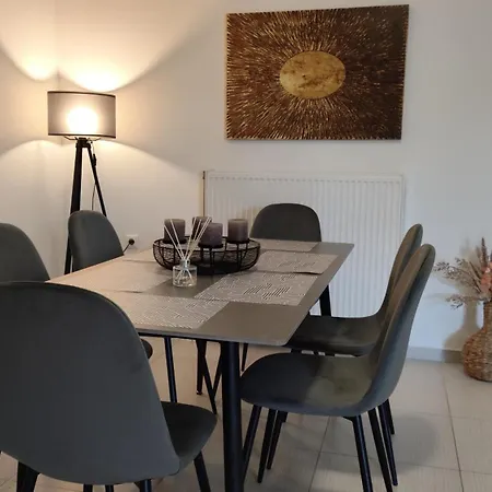 Michelle Patrasso - Quiet & Comfortable In With Free Parking Apartament Patras