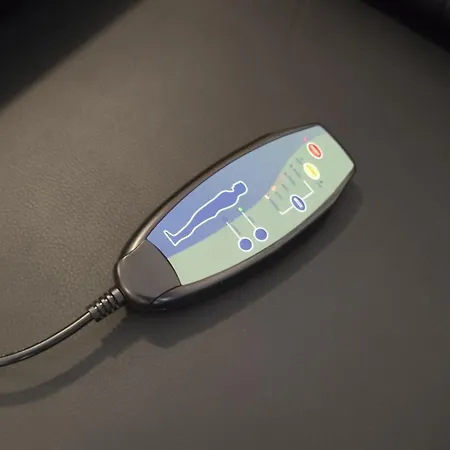 Michelle Patrasso - Quiet & Comfortable In With Free Parking *