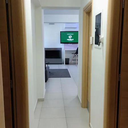 Apartmán Michelle Patrasso - Quiet & Comfortable In With Free Parking