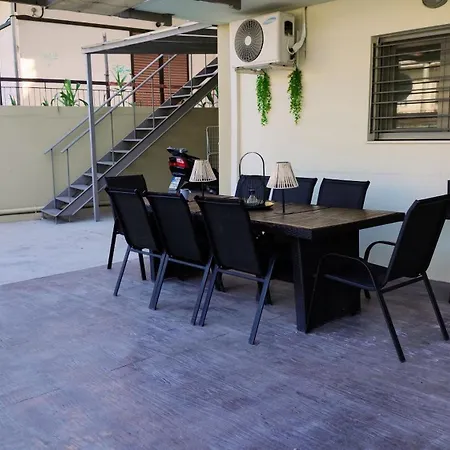 Apartmán Michelle Patrasso - Quiet & Comfortable In With Free Parking *