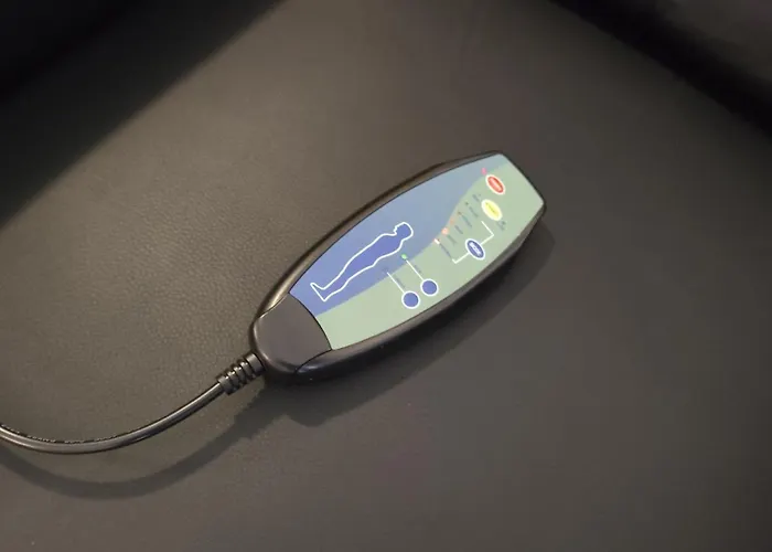 Michelle Patrasso - Quiet & Comfortable In With Free Parking *