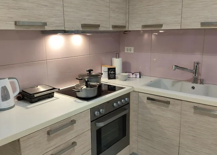 Apartamento Michelle Patrasso - Quiet & Comfortable In With Free Parking