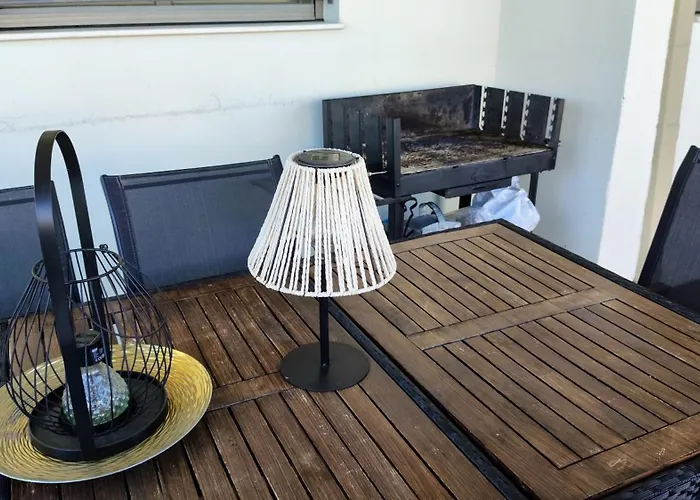 Apartamento Michelle Patrasso - Quiet & Comfortable In With Free Parking Patras